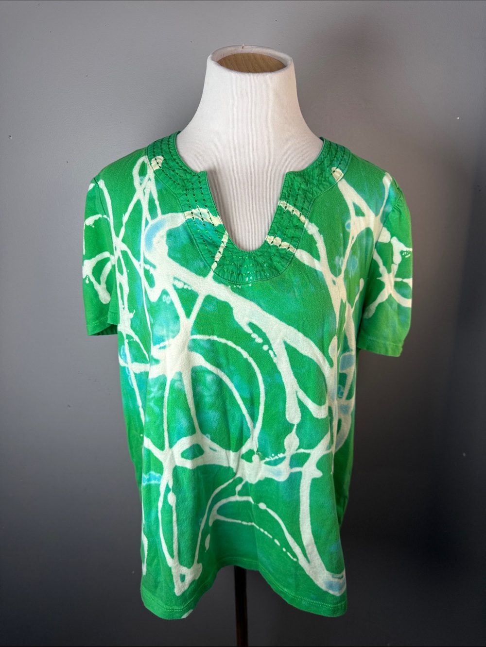 Green Tie-Dye Short Sleeve Top